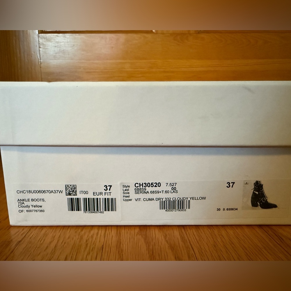 Chloe Rylee Boots NEW - Picture 9 of 9